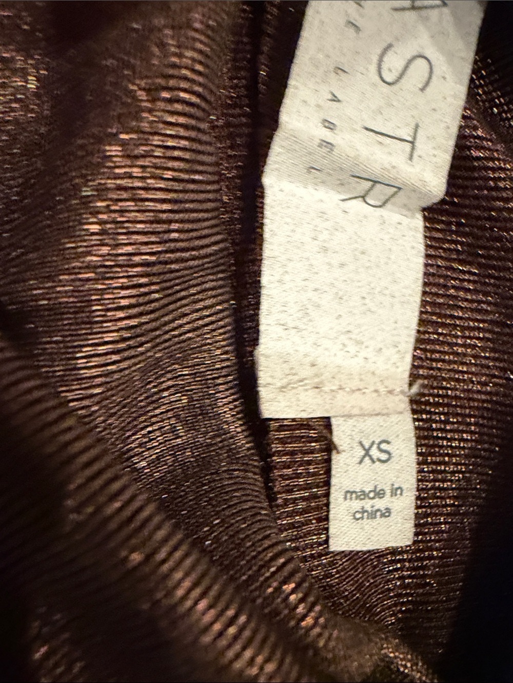 NWOT Astr Shimmery Metallic Brown Draped Cowl Neck Top Size XS - Picture 4 of 8